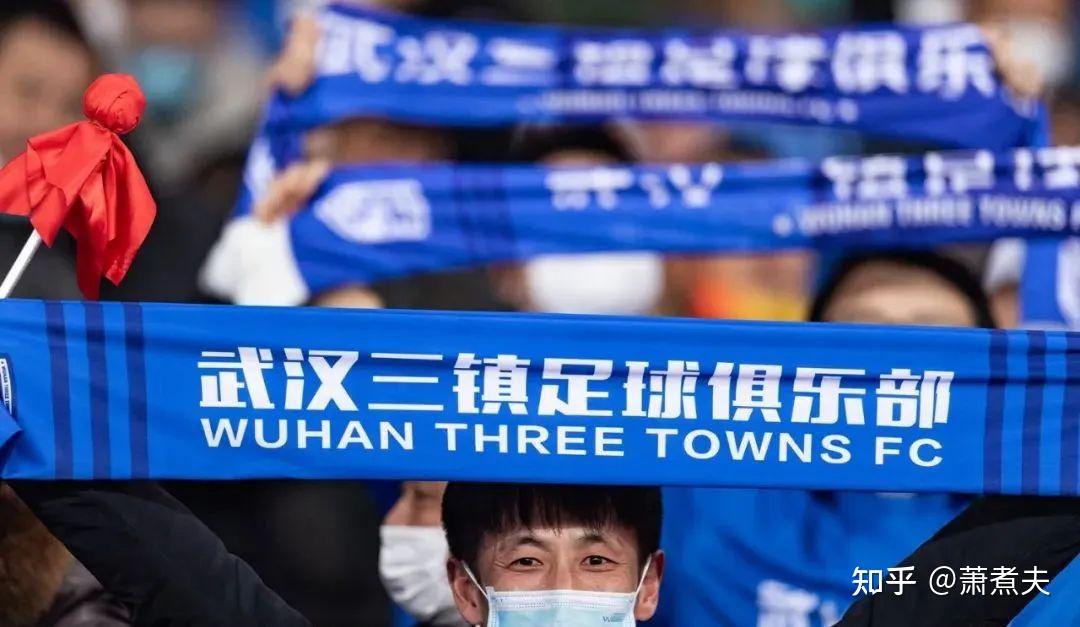 包含多特蒙德迎中超关键赛，赛前官宣签约，底气十足，年轻球员获得机会的词条