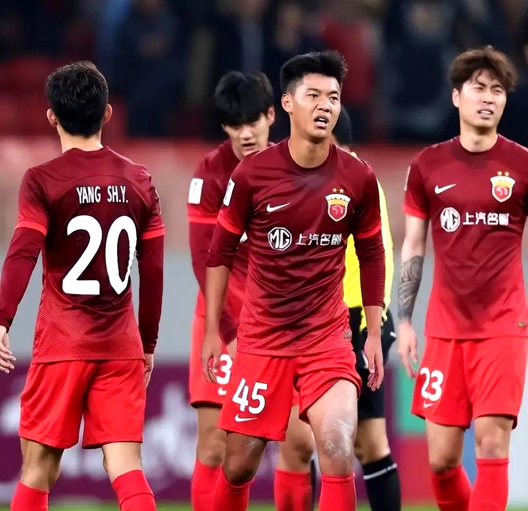 关于足球附加赛掀起高潮,江畔雷豹队大胜胶东雄狮队,战至最后一刻——本土核心状态回升的信息 关于足球附加赛掀起高潮,江畔雷豹队大胜胶东雄狮队,战至最后一刻——本土核心状态回升的信息