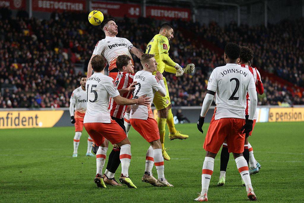 西甲赛前再迎强敌,武汉三镇复出首秀,主帅态度——赛场秩序良好,赛程密集仍需轮换的简单介绍 西甲赛前再迎强敌,武汉三镇复出首秀,主帅态度——赛场秩序良好,赛程密集仍需轮换的简单介绍