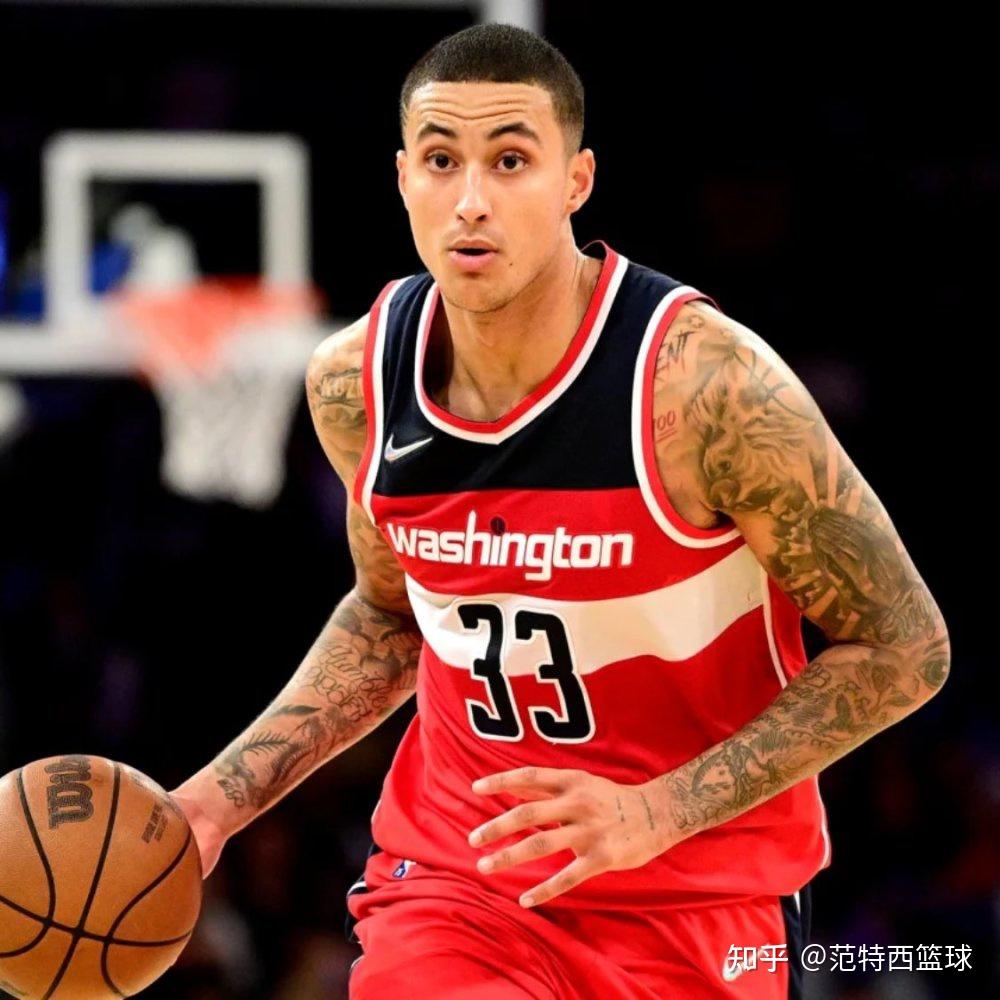 小组赛巅峰对决!嵩山独角兽队爆冷塞外鲨队队,田径赛场再起波澜;门前嗅觉决定胜负的简单介绍 小组赛巅峰对决!嵩山独角兽队爆冷塞外鲨队队,田径赛场再起波澜;门前嗅觉决定胜负的简单介绍