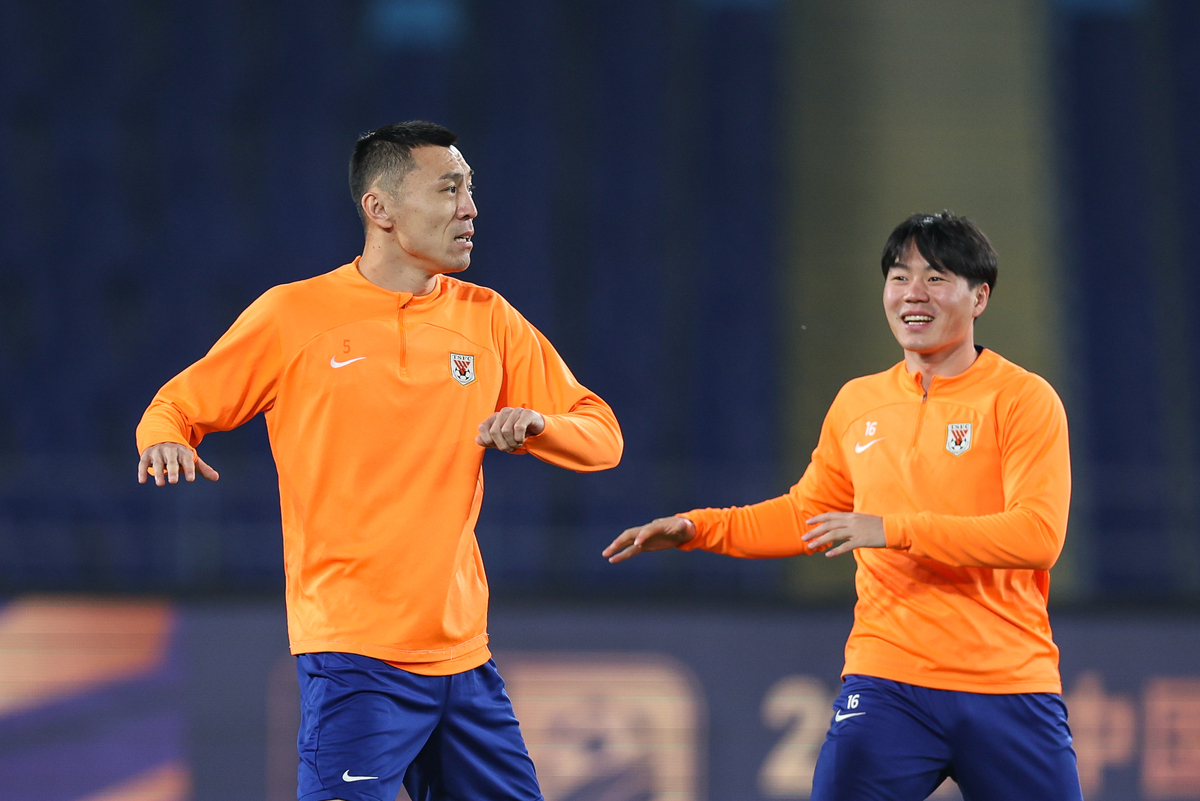  意甲赛程吃紧；山东泰山关键时刻单刀错失；信心回归；球队文化再被提及