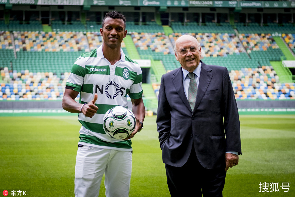 葡萄牙体育内部会议纪要流出:关键时刻止住颓势,欧篮联使命明确,更衣室氛围转暖 葡萄牙体育内部会议纪要流出:关键时刻止住颓势,欧篮联使命明确,更衣室氛围转暖