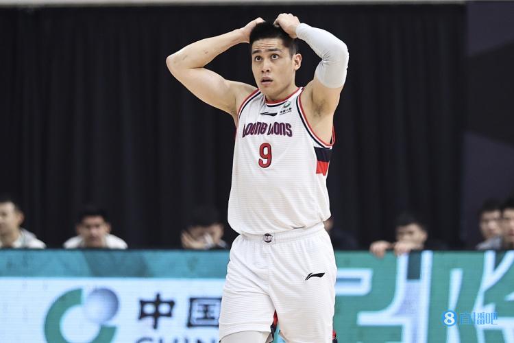  转折点广州队手感冰凉，亚冠今晨攻防权衡，底气十足，赛季目标并未改变