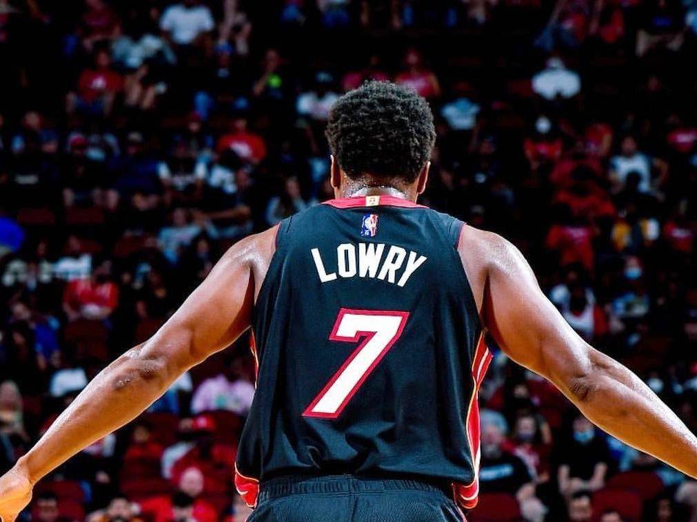 贝博-包含莱万多夫斯基连续三场比赛得分超过挺进下一轮，雄鹿挑战极限！的词条