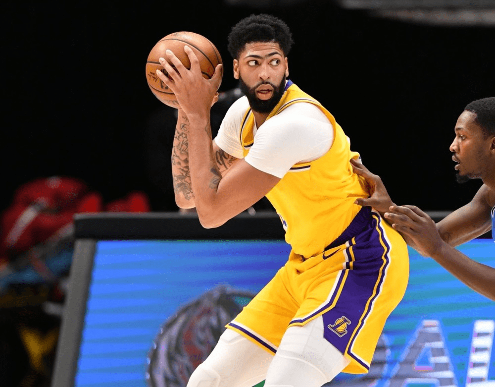 贝博体育- NBA投篮训练师投篮 