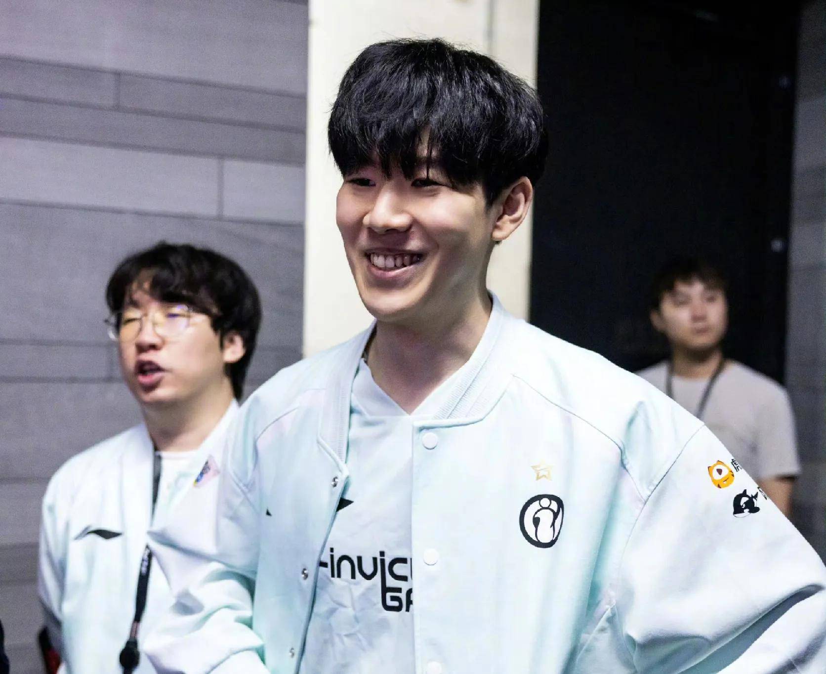 贝博体育-TheShy遭遇五连败，尤文图斯教练面临压力！的简单介绍