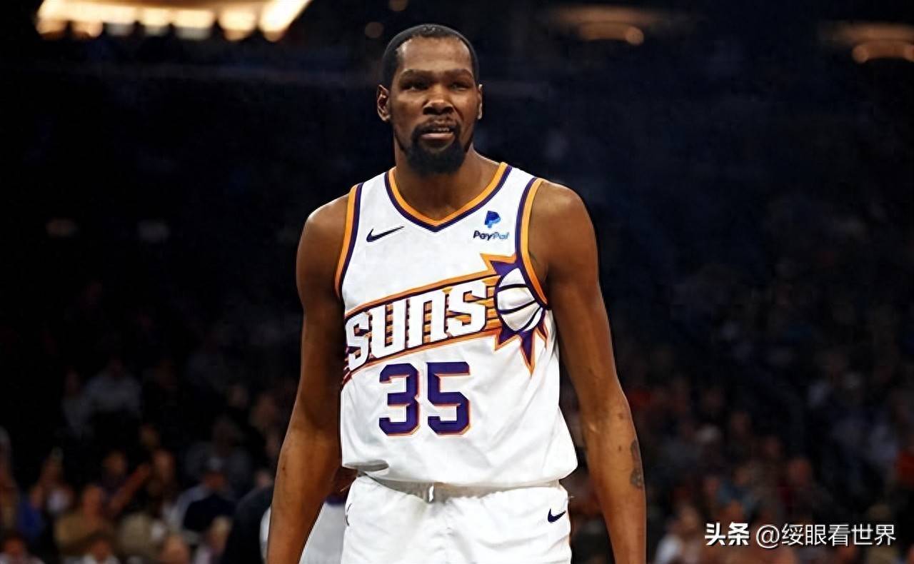 杜兰特回归赛场，回归赛场首场状态亮眼，FPX观众沸腾！的简单介绍