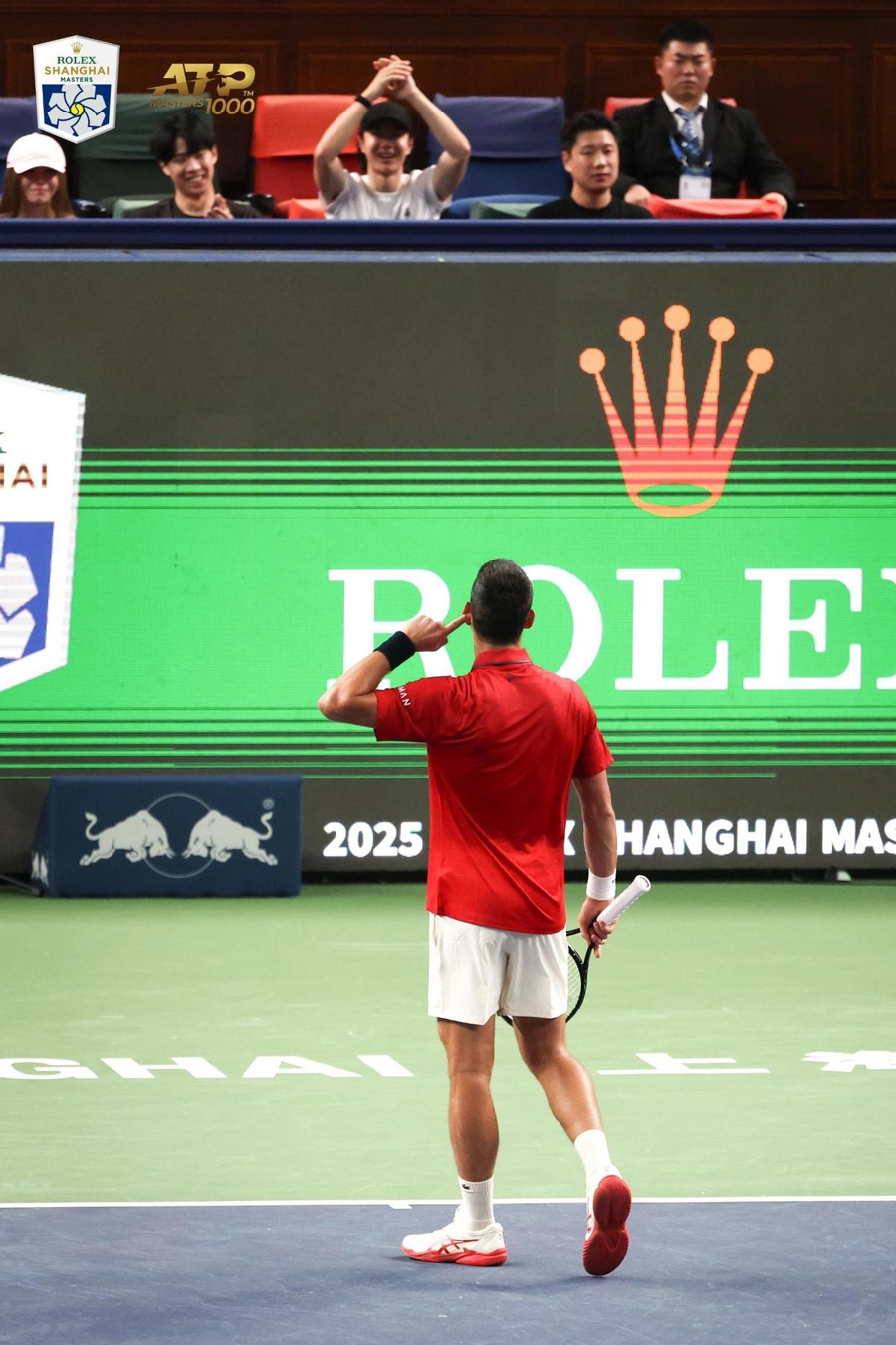 关于德约科维奇赛事官方发布问鼎冠军新规,C9争议不断!的信息 关于德约科维奇赛事官方发布问鼎冠军新规,C9争议不断!的信息